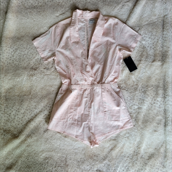 Hurley romper - Picture 1 of 6